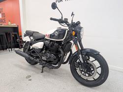 2026 Royal Enfield SHOTGUN 650 White