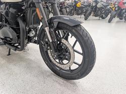2026 Royal Enfield SHOTGUN 650 White