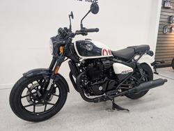 2026 Royal Enfield SHOTGUN 650 White