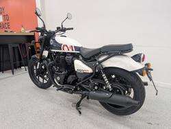 2026 Royal Enfield SHOTGUN 650 White