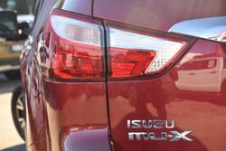 2019 Isuzu MU-X LS-T