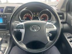 2011 Toyota Kluger KX-S