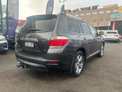 2011 Toyota Kluger KX-S
