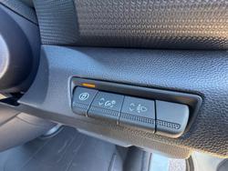 2026 Renault Trafic Pro X82 Glacier White