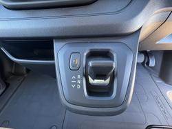 2026 Renault Trafic Pro X82 Glacier White