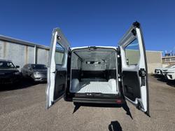2026 Renault Trafic Pro X82 Glacier White