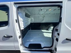 2026 Renault Trafic Pro X82 Glacier White