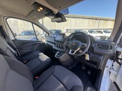 2026 Renault Trafic Pro X82 Glacier White