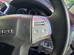 2020 Isuzu MU-X LS-T