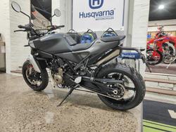 2024 HUSQVARNA SVARTPILEN 801 ROAD SILVER