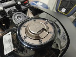 2024 HUSQVARNA SVARTPILEN 801 ROAD SILVER