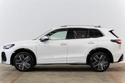 2026 Volkswagen Tiguan 195TSI R-Line