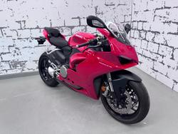 2024 Ducati Panigale V2 Panigale Red