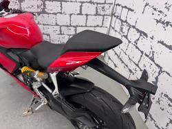 2024 Ducati Panigale V2 Panigale Red