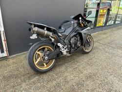 2009 Yamaha YZF-R1 BLACK