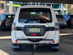 2017 Mitsubishi Pajero GLX