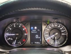 2021 Toyota Hilux SR5