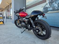 2024 Triumph BONNEVILLE SPEED TWIN Red