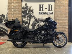 Harley-Davidson Street Glide Limited 117 (flhxl)