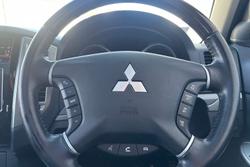 2016 Mitsubishi Pajero Exceed