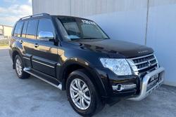 2016 Mitsubishi Pajero Exceed