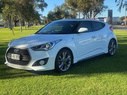 2017 Hyundai Veloster SR Turbo FS5 Series II White Crystal