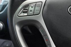 2012 Hyundai ix35 Highlander