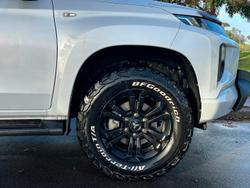 2022 Mitsubishi Triton GLX-R