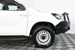 2023 Toyota Hilux SR