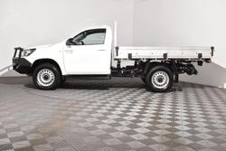 2023 Toyota Hilux SR