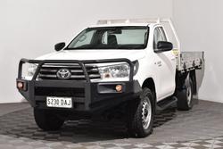 2023 Toyota Hilux SR