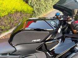 2025 Yamaha YZF-R9