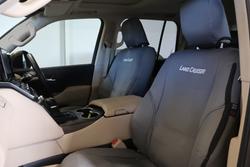 2024 Toyota Landcruiser VX
