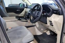 2024 Toyota Landcruiser VX