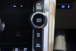 2024 Toyota Landcruiser VX