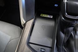 2024 Toyota Landcruiser VX