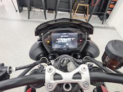 2025 Triumph 2025 Triumph 765CC STREET TRIPLE RS Carnival Red