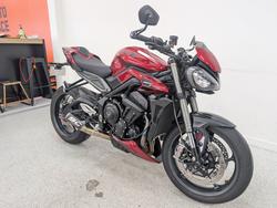 2025 Triumph 2025 Triumph 765CC STREET TRIPLE RS Carnival Red