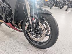 2025 Triumph 2025 Triumph 765CC STREET TRIPLE RS Carnival Red