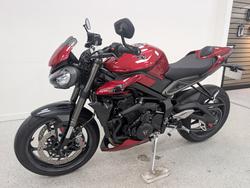 2025 Triumph 2025 Triumph 765CC STREET TRIPLE RS Carnival Red