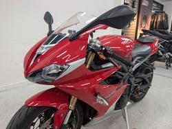 2016 Triumph DAYTONA 675 Red