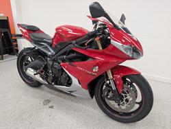 2016 Triumph DAYTONA 675 Red