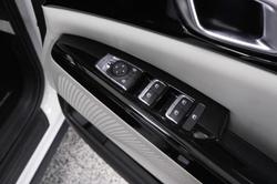 2022 Kia Carnival SLi