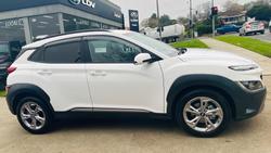 2022 Hyundai Kona Elite