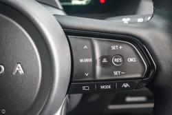 2026 Mazda CX-5 G25 Akera