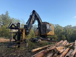 2018 Tigercat L822D Yellow