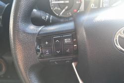 2022 Toyota Hilux SR