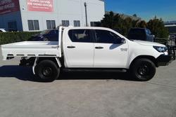 2022 Toyota Hilux SR