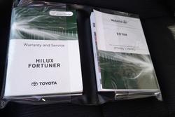 2022 Toyota Hilux SR