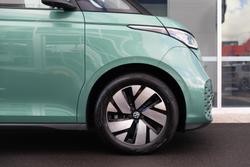 2024 Volkswagen ID. Buzz Pro BEV560
